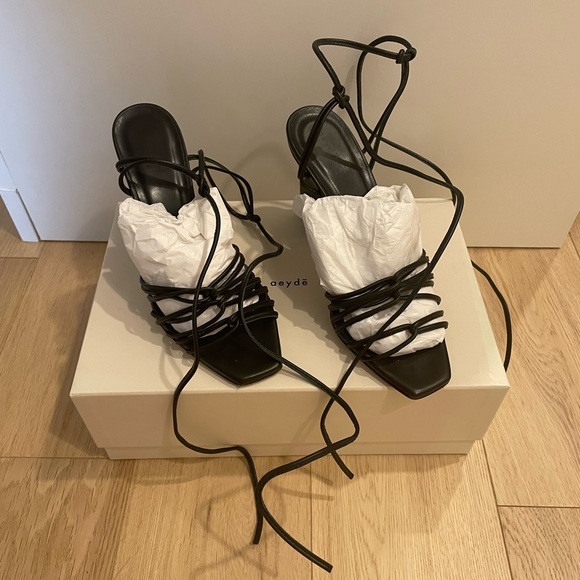 EUC Aeyde Daisy Leather Sandal - 37, Black - Picture 3 of 6